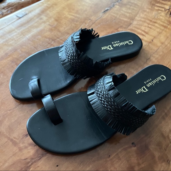 CHRISTIAN DIOR
Lambskin Braided Wave Sandal - Picture 9 of 16